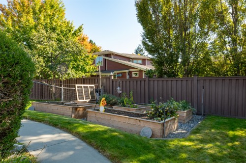 1385 Mountain Avenue, Kelowna, BC 