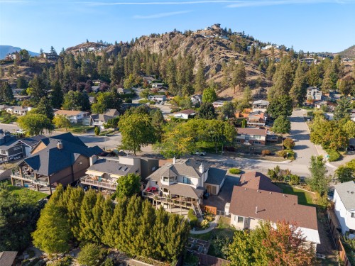 1385 Mountain Avenue, Kelowna, BC 