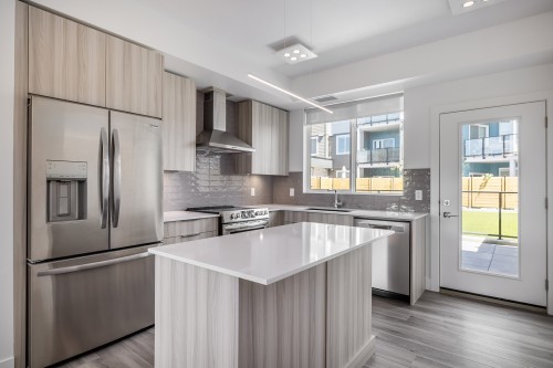 103-3642 Mission Springs Drive, Kelowna, BC 