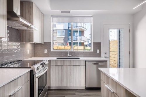 103-3642 Mission Springs Drive, Kelowna, BC 