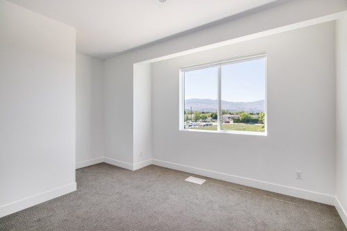 103-3642 Mission Springs Drive, Kelowna, BC 