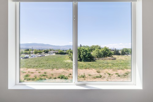 103-3642 Mission Springs Drive, Kelowna, BC 