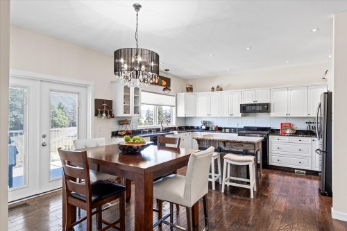 5827 Victoria Street, Peachland, BC 