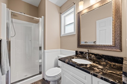 5827 Victoria Street, Peachland, BC 