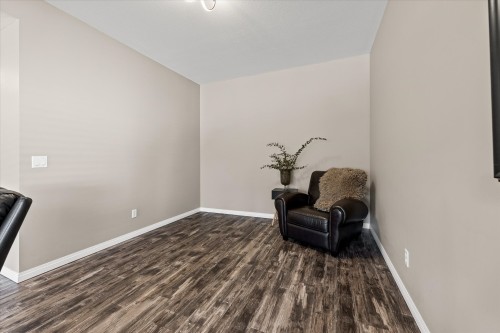 5827 Victoria Street, Peachland, BC 