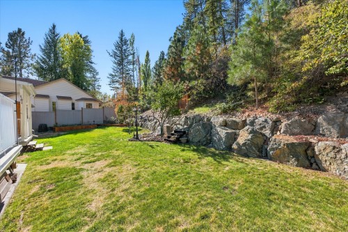 5827 Victoria Street, Peachland, BC 
