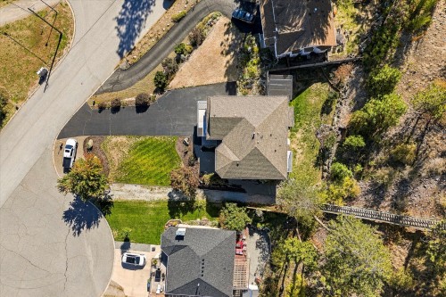 5827 Victoria Street, Peachland, BC 