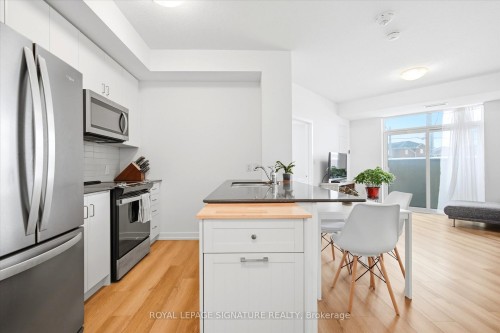 232-10 Mallard Trail, Hamilton, ON 