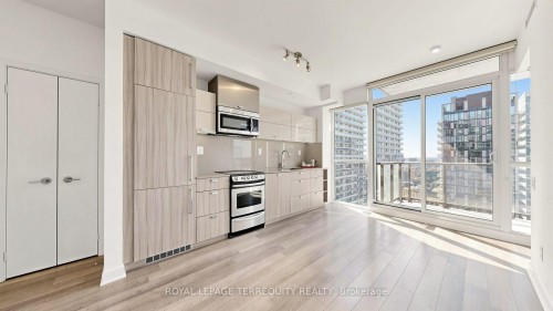 3512-290 Adelaide Street W, Toronto, ON 