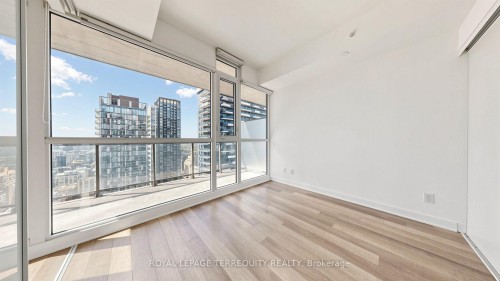 3512-290 Adelaide Street W, Toronto, ON 