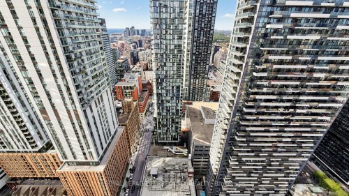 3512-290 Adelaide Street W, Toronto, ON 