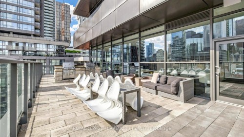 3512-290 Adelaide Street W, Toronto, ON 
