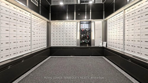3512-290 Adelaide Street W, Toronto, ON 