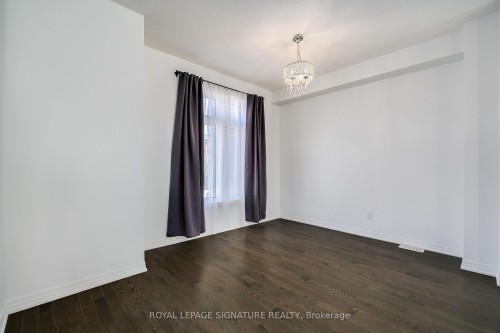 164 Tango Crescent, Newmarket, ON 