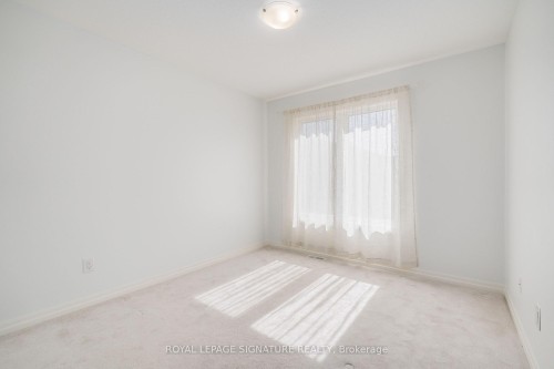 164 Tango Crescent, Newmarket, ON 