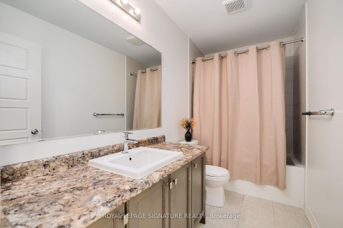 164 Tango Crescent, Newmarket, ON 