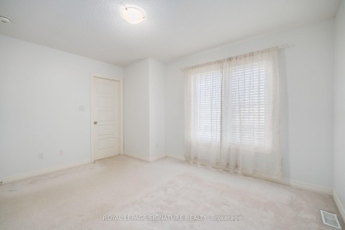 164 Tango Crescent, Newmarket, ON 
