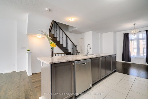 164 Tango Crescent, Newmarket, ON 