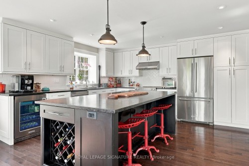 5062 Walkers Line, Burlington, ON 