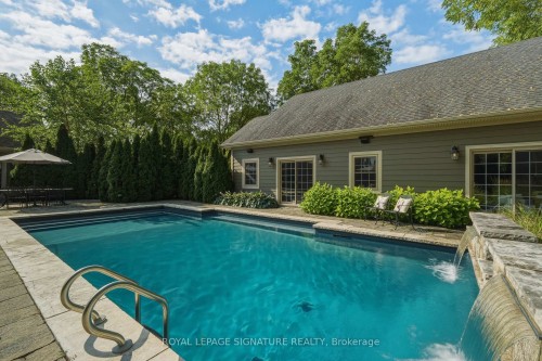 5062 Walkers Line, Burlington, ON 