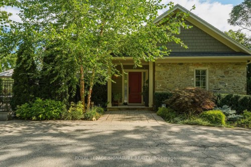 5062 Walkers Line, Burlington, ON 