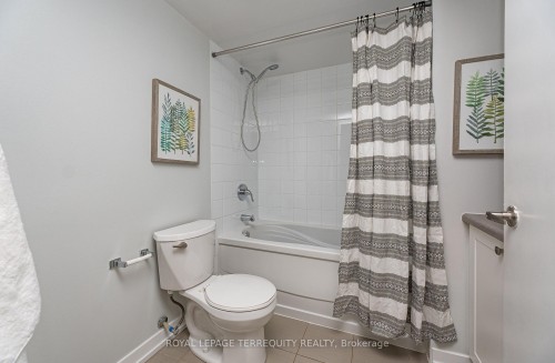 320-816 Lansdowne Avenue, Toronto, ON 