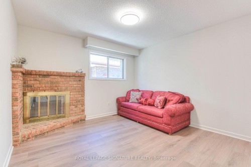 132 Valdor Drive, Toronto, ON 