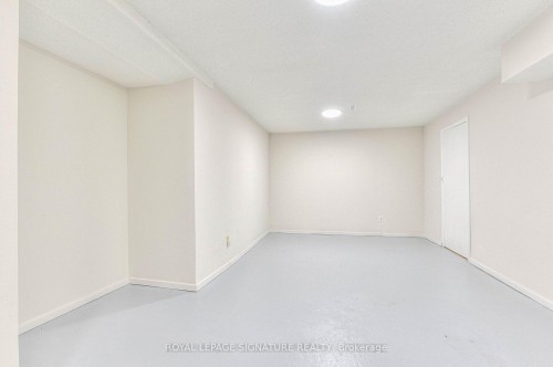 132 Valdor Drive, Toronto, ON 