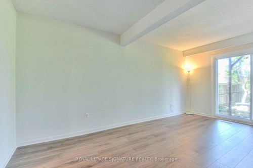 132 Valdor Drive, Toronto, ON 