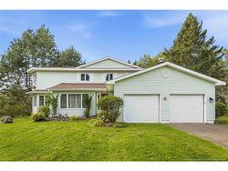 44 West AVE Sackville, NB E4L 4P1