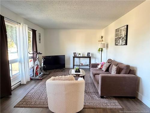 1515 Alexander Dr, Bathurst, NB 