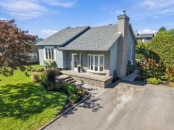 827 Rue du Havre-de-l'Île Salaberry-De-Valleyfield, QC J6S 5V5
