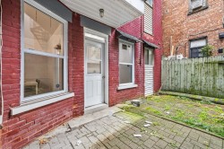 1608 Rue Dorion Montréal (Ville-Marie), QC H2K 4A6
