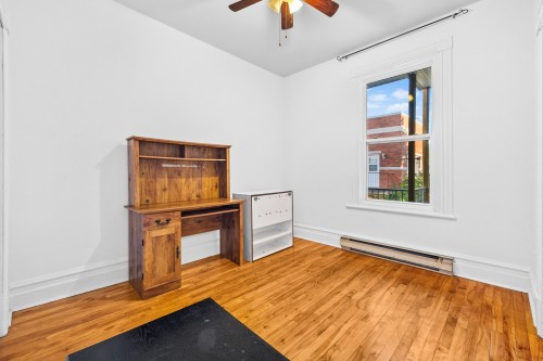 1632 Rue Panet , Montréal (Ville-Marie), QC H2L 2Z5 2