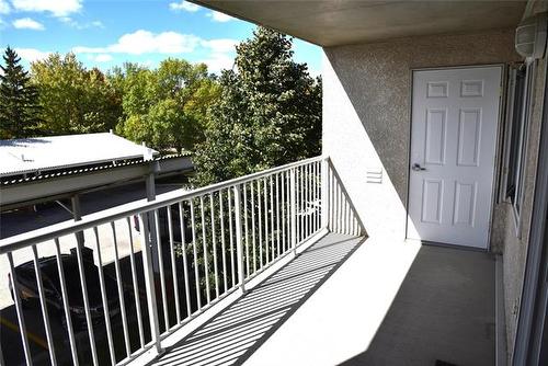225-1090 Devonshire Dr, Winnipeg, MB 