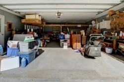 Garage - 