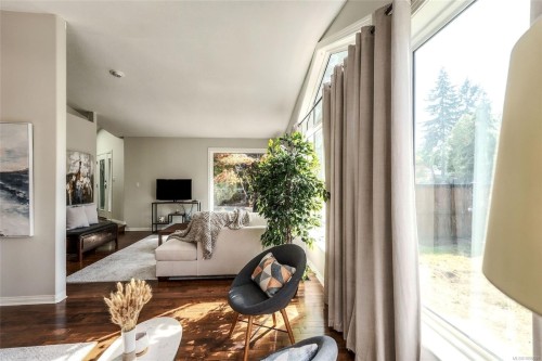 3361 Redden Rd, Nanoose Bay, BC 
