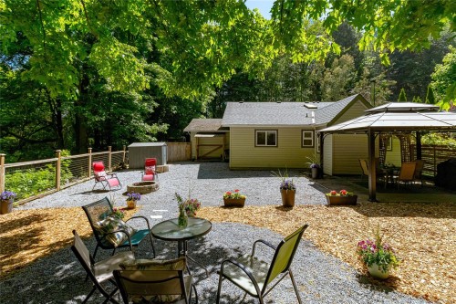 2196 Phillips Rd  Sooke, BC V9Z 0Y3