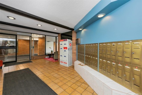 #310-853 Selkirk Ave, Esquimalt, BC 