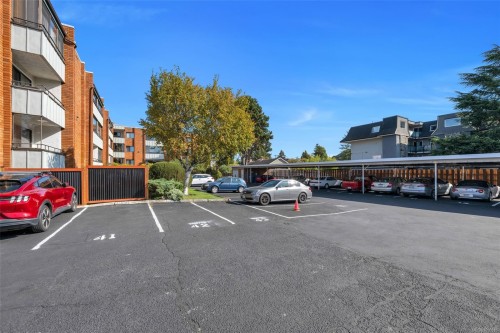 #310-853 Selkirk Ave, Esquimalt, BC 