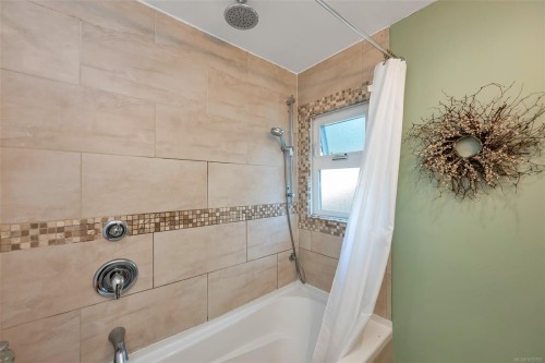 4826 West Saanich Rd, Saanich, BC 
