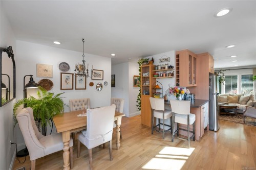 4826 West Saanich Rd, Saanich, BC 