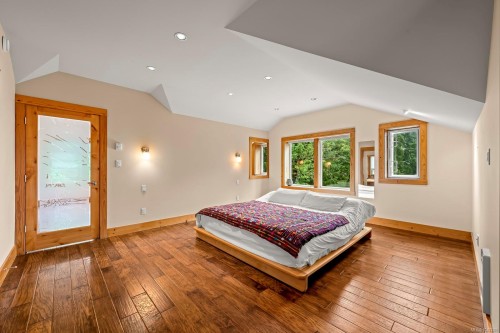 652 Fox Rd, Quadra Island, BC 
