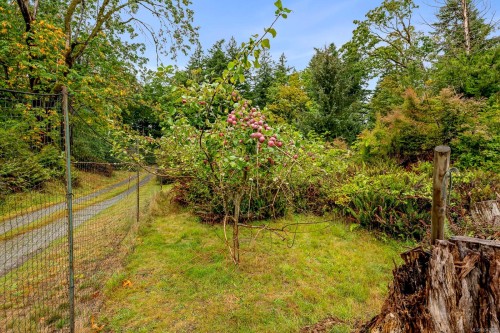 652 Fox Rd, Quadra Island, BC 