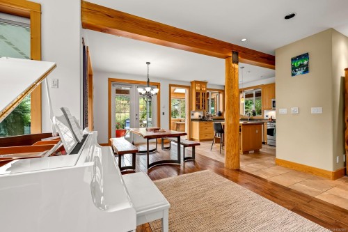 652 Fox Rd, Quadra Island, BC 