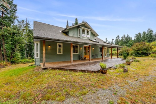 652 Fox Rd, Quadra Island, BC 