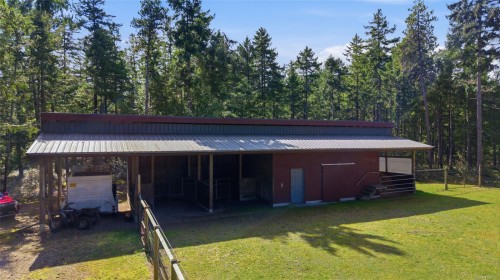 1195 Spider Lake Rd, Qualicum Beach, BC 