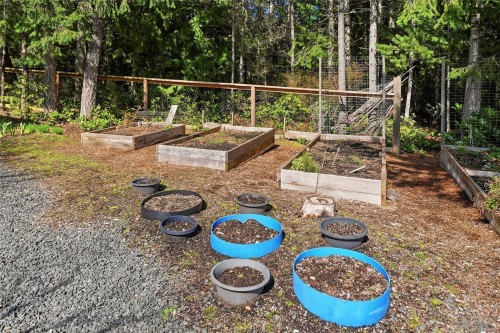 1195 Spider Lake Rd, Qualicum Beach, BC 
