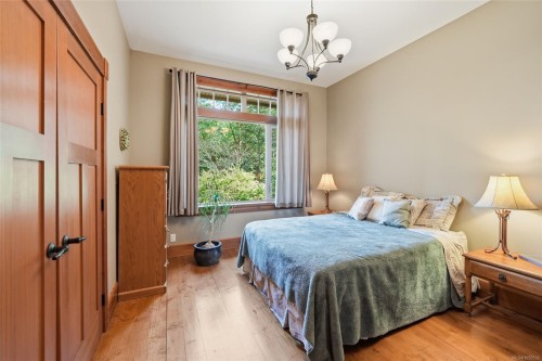 1195 Spider Lake Rd, Qualicum Beach, BC 