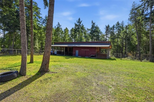 1195 Spider Lake Rd, Qualicum Beach, BC 